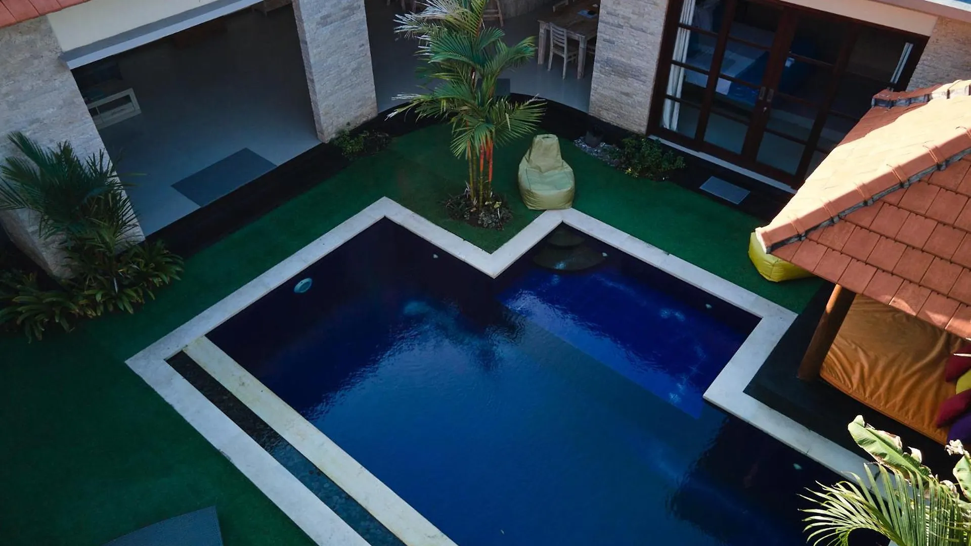 סמיניאק Villa Jae